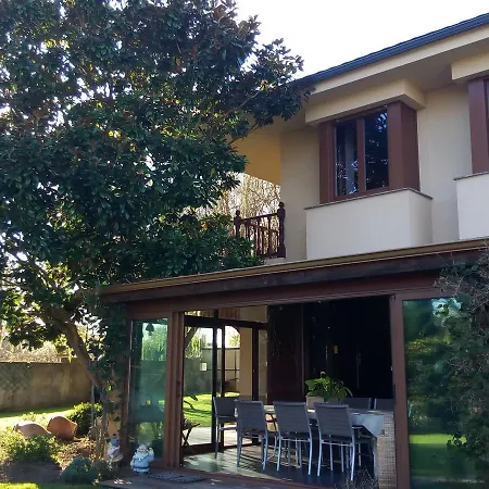 Villa Atmospheric In Galicia With Private Pool Bergondo